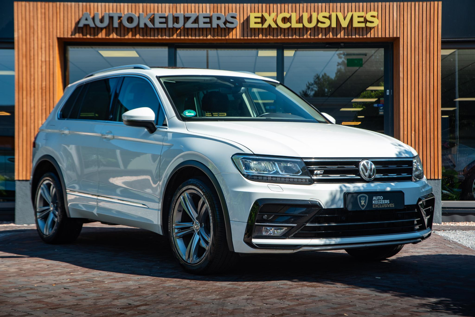 Volkswagen Tiguan 2.0 TDI Highline Business R 2018  1