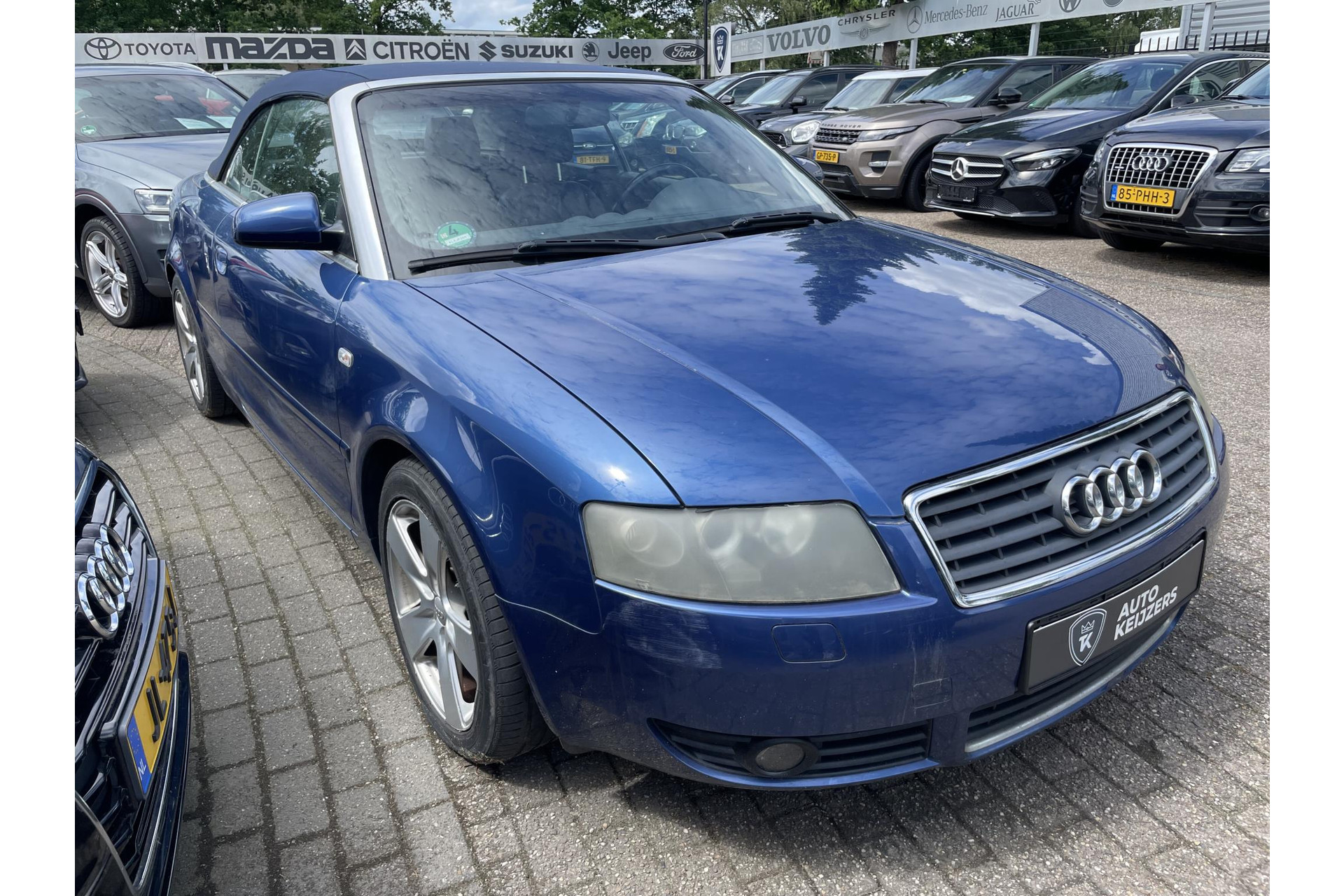 Audi A4 Cabriolet 2.4 V6 2004 Caribischblauw (p); blauwe kap 1