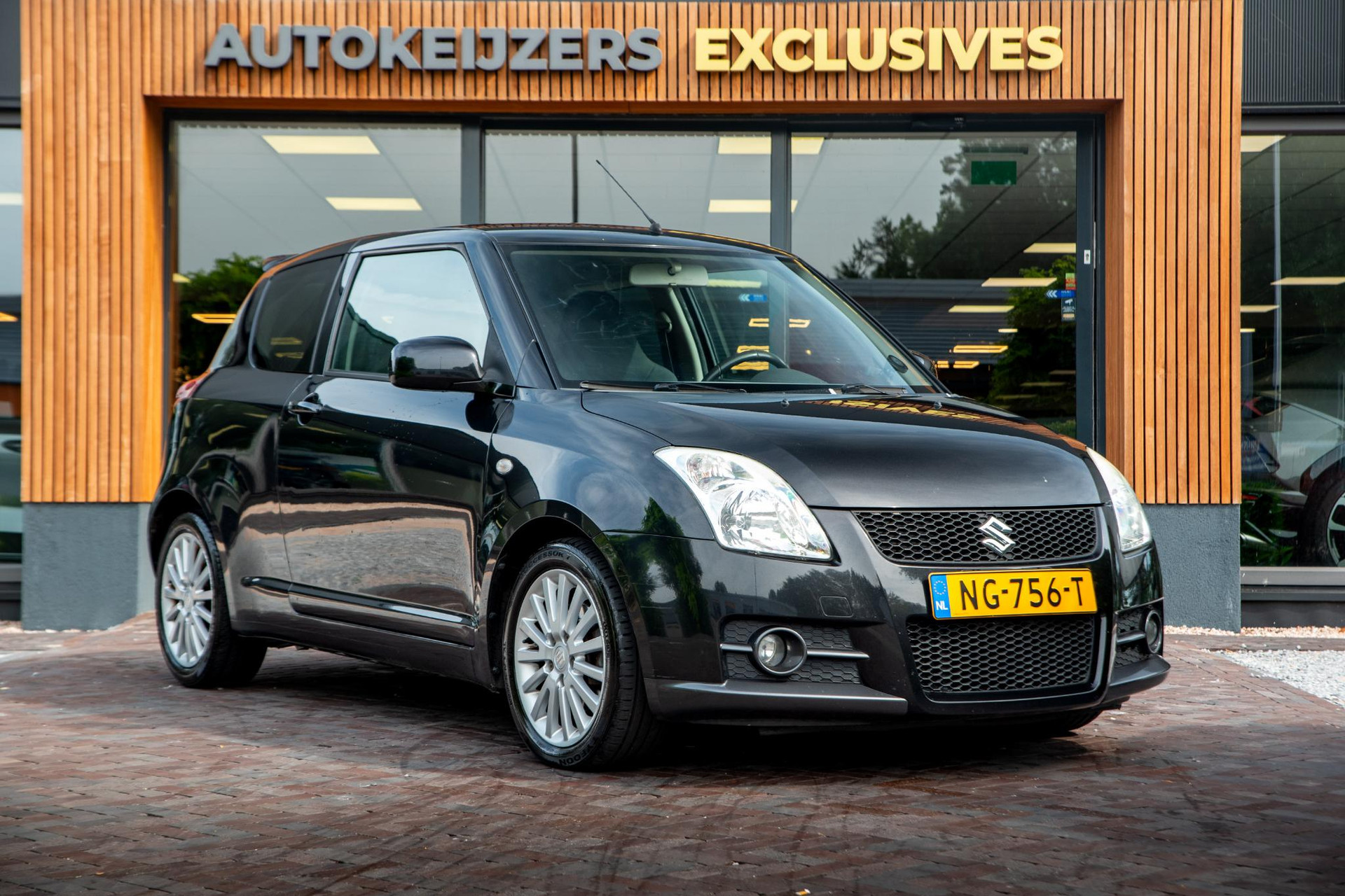 Suzuki Swift 1.6 Sport 2009  1