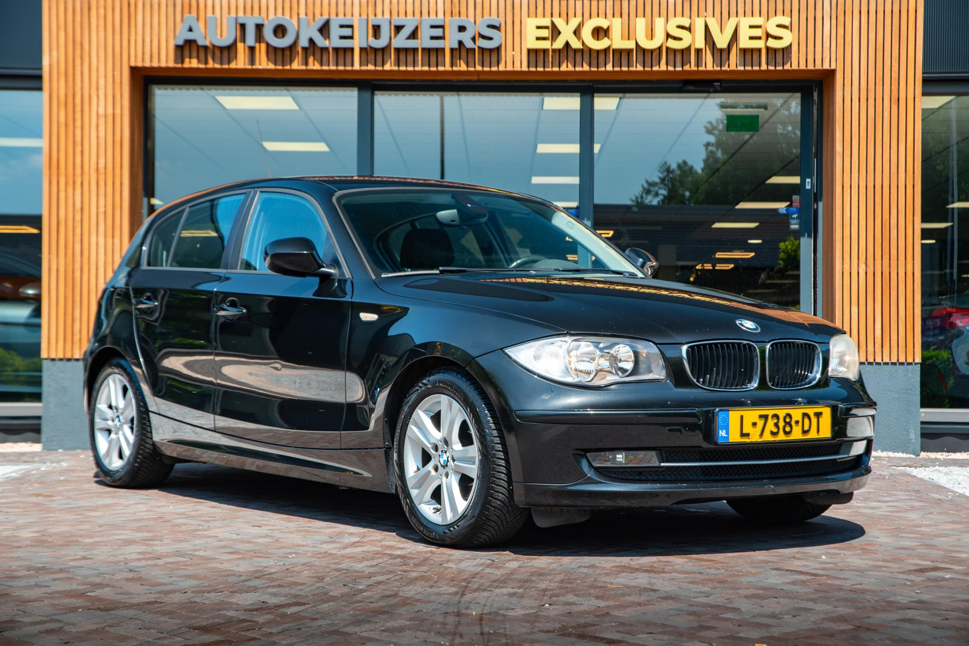 BMW 1-serie 116i 2011  1