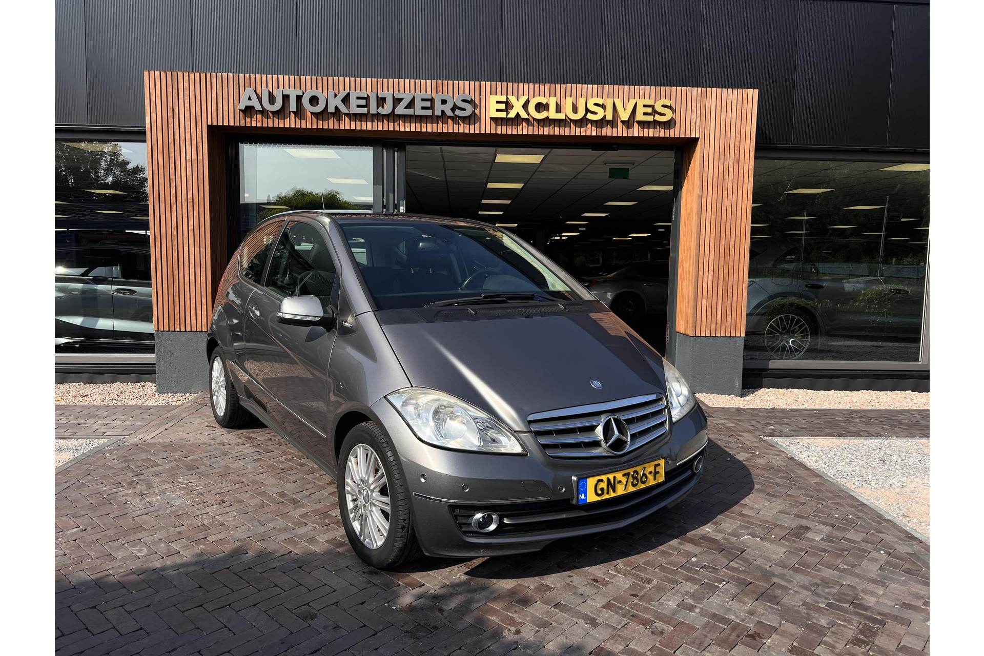 Mercedes-Benz A-Klasse 200 Turbo Elegance 2010  1