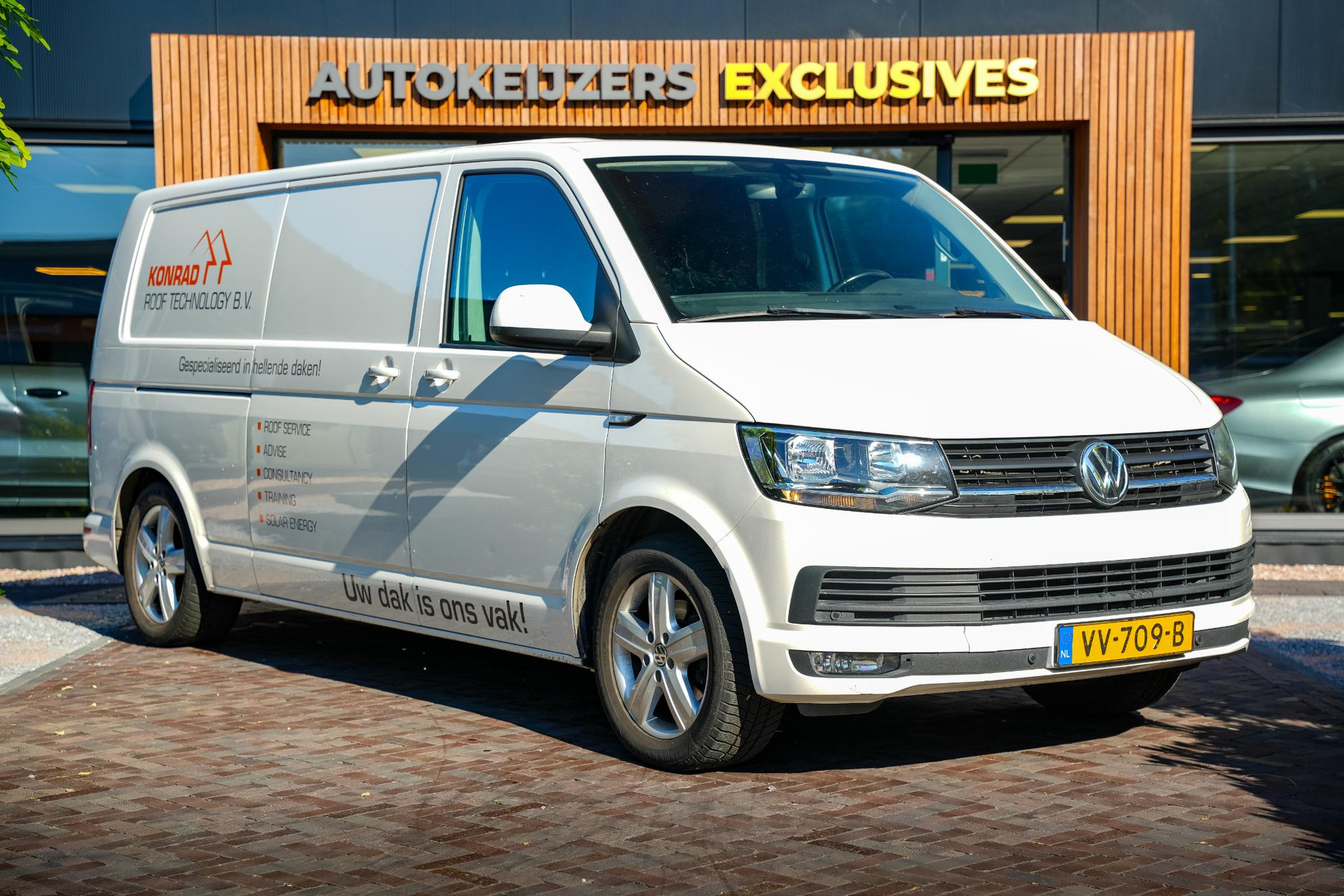 Volkswagen Transporter 2.0 TDI L2H2 Highline 2016 Candy white 1