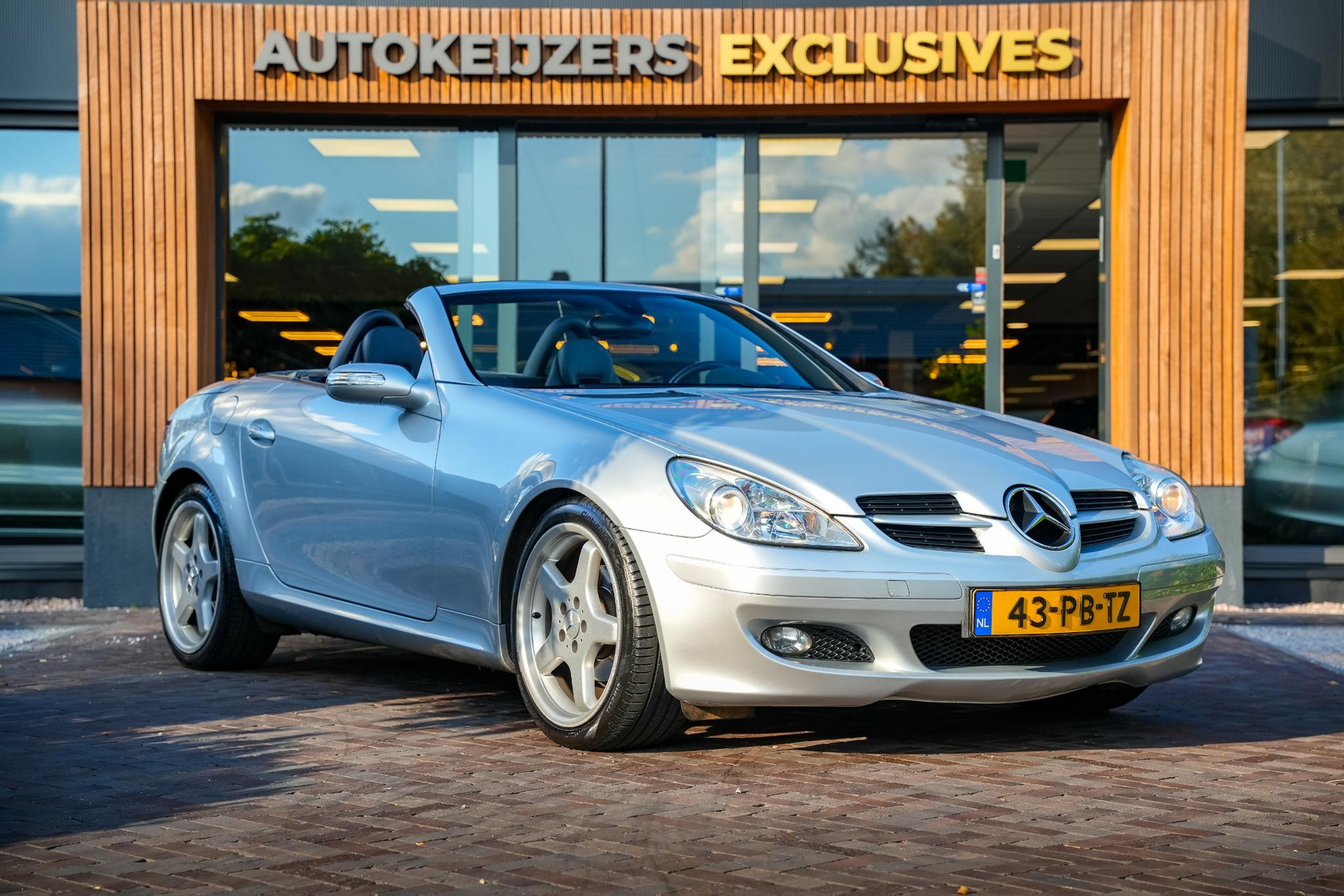 Mercedes-Benz SLK 200 K. 2004  1