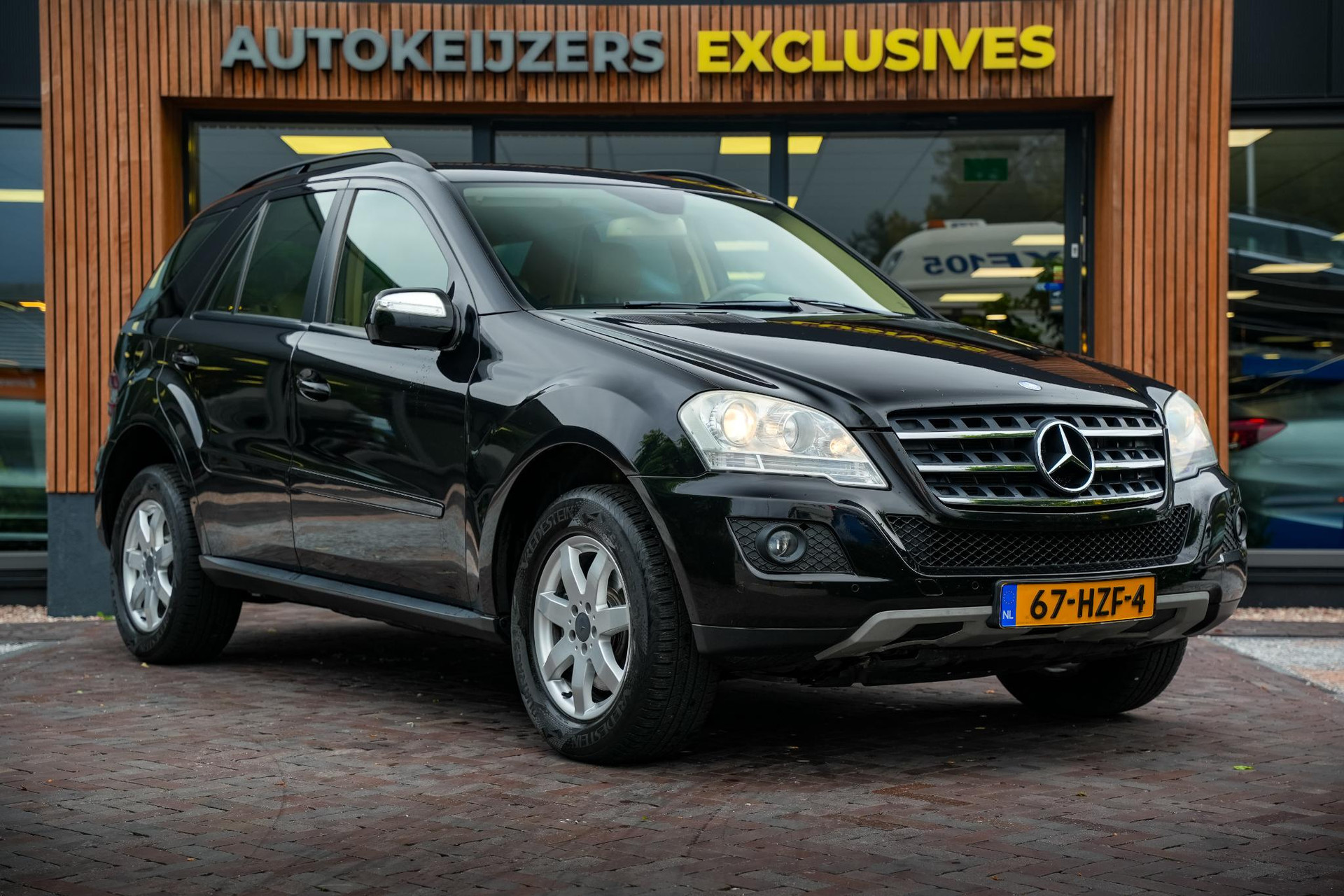 Mercedes-Benz M-Klasse 350 2009  1