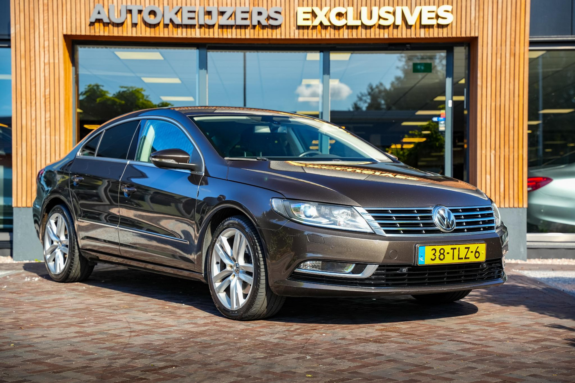 Volkswagen CC 1.8 TSI 2012 Black oak brown metallic 1