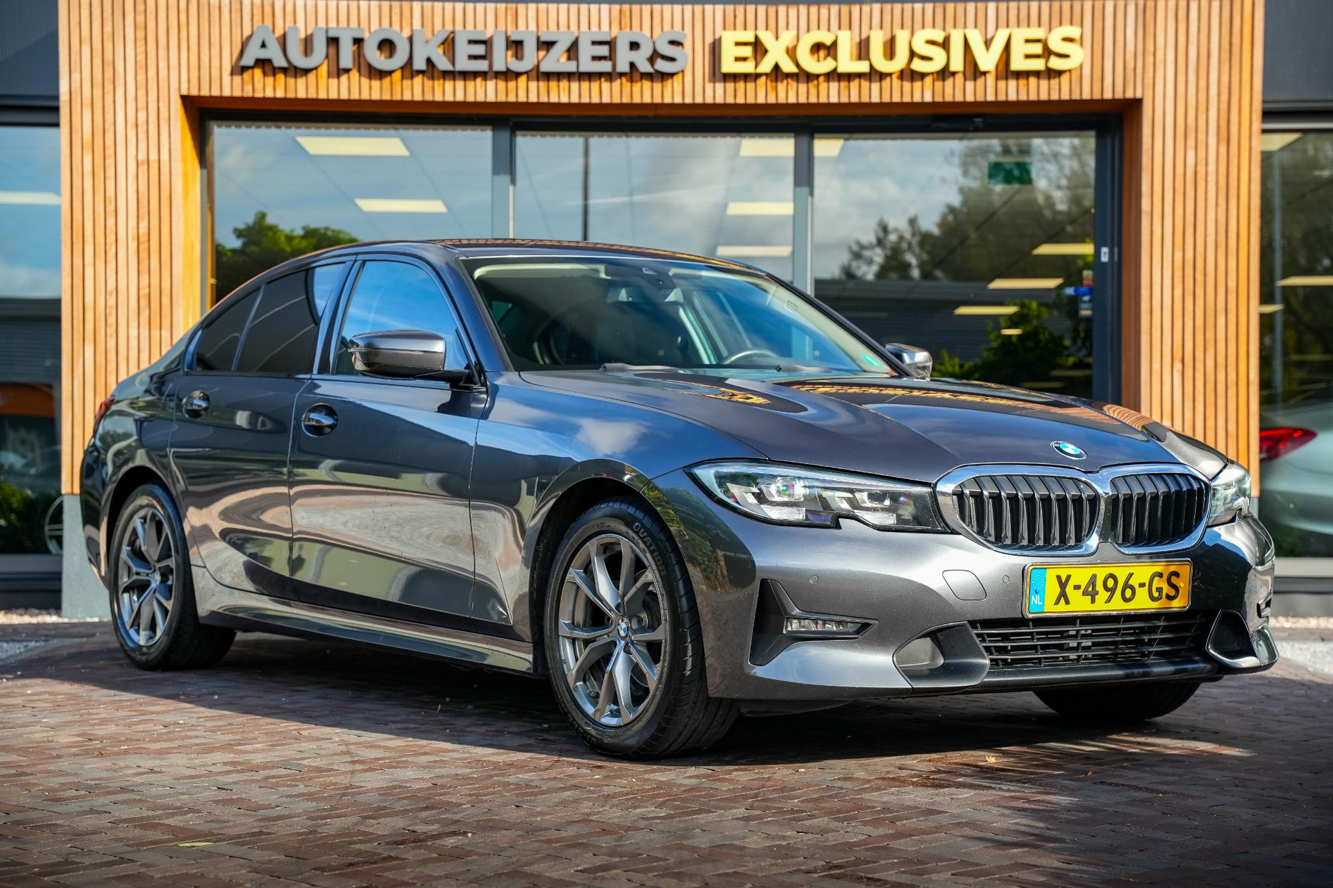 BMW 3-serie 318d High Executive 2020  1