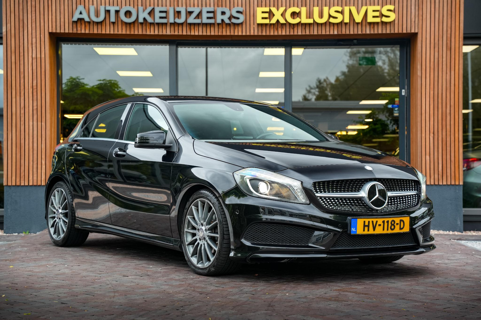 Mercedes-Benz A-Klasse 180 Ambition 2016  1