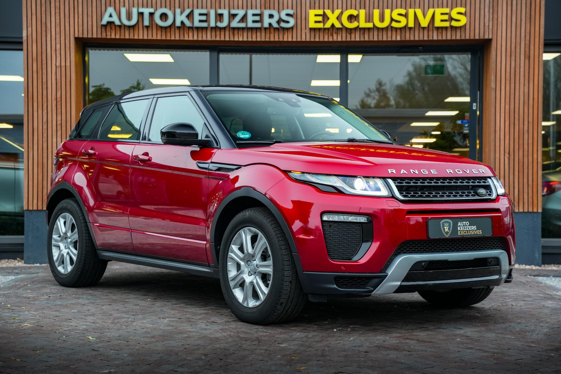 Land Rover Range Rover Evoque 2.0 Si4 SE Dynamic 2018  1