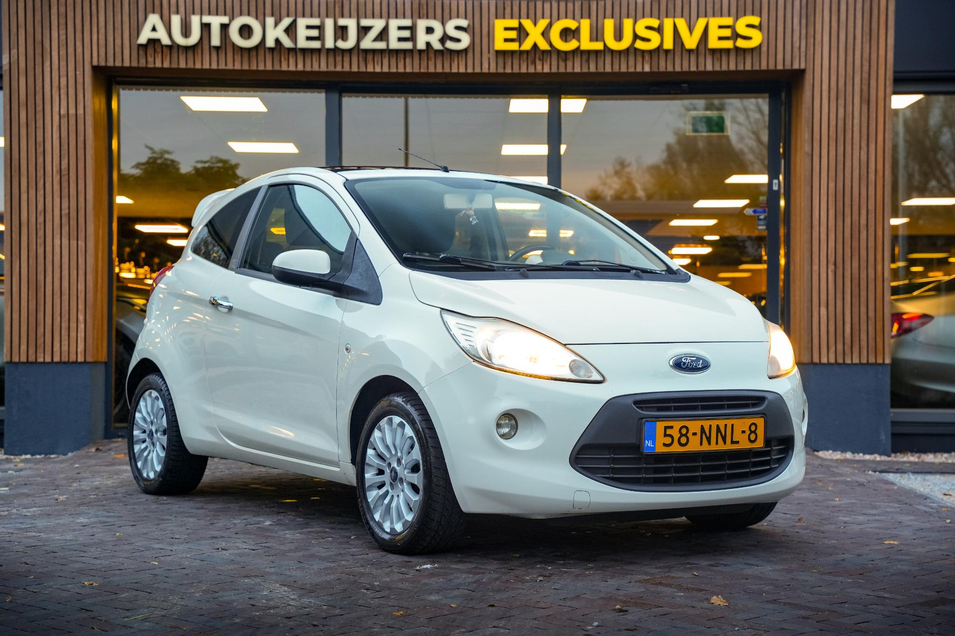 Ford Ka 1.2 Titanium X 2010  1