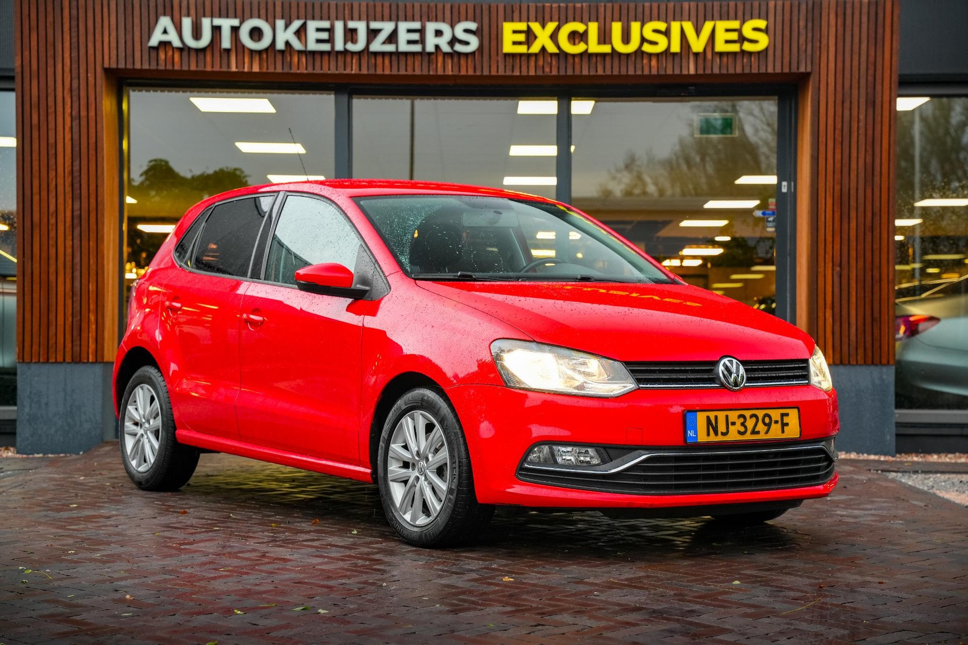 Volkswagen Polo 1.2 TSI Highline 2016  1