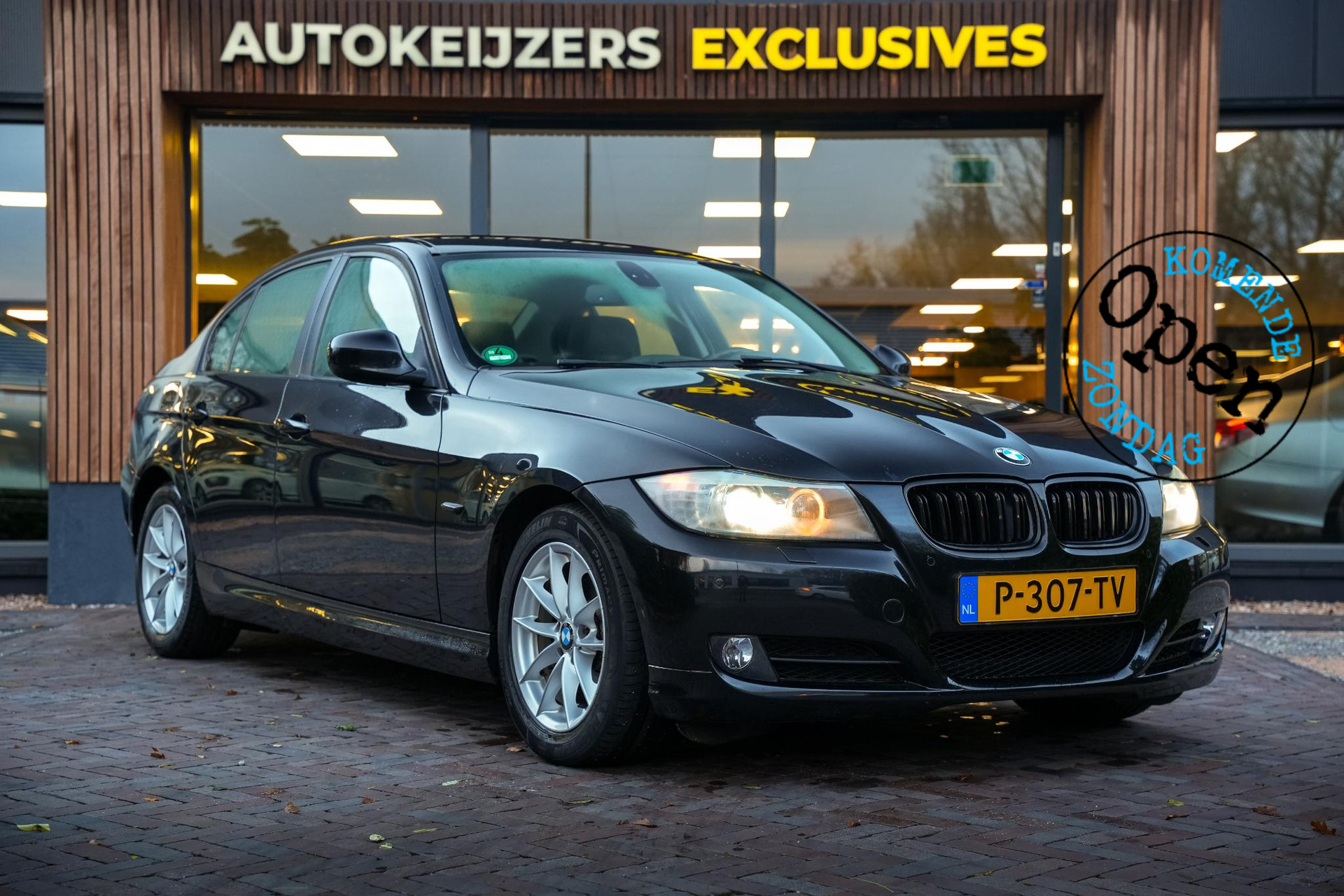 BMW 3-serie 320i Business Line 2011  1