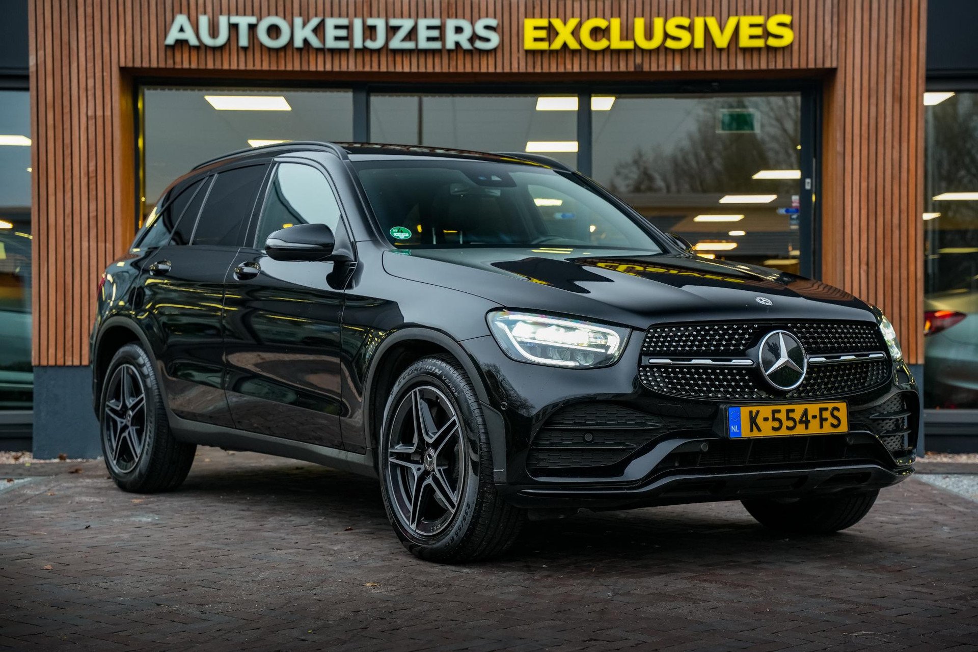 Mercedes-Benz GLC 300 4MATIC Premium Plus 2020  1