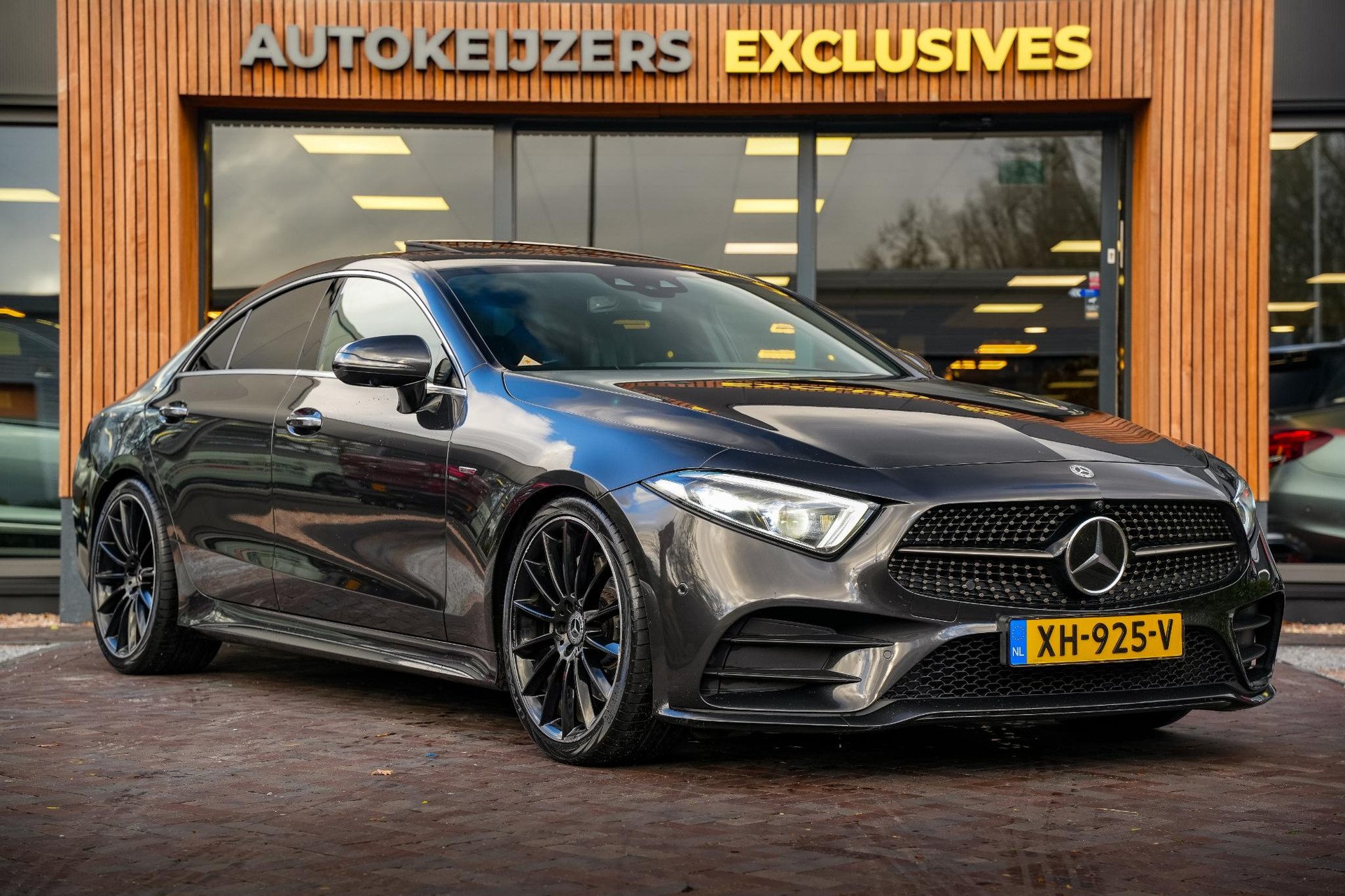 Mercedes-Benz CLS-Klasse 400 d 4MATIC Premium Plus 2019  1