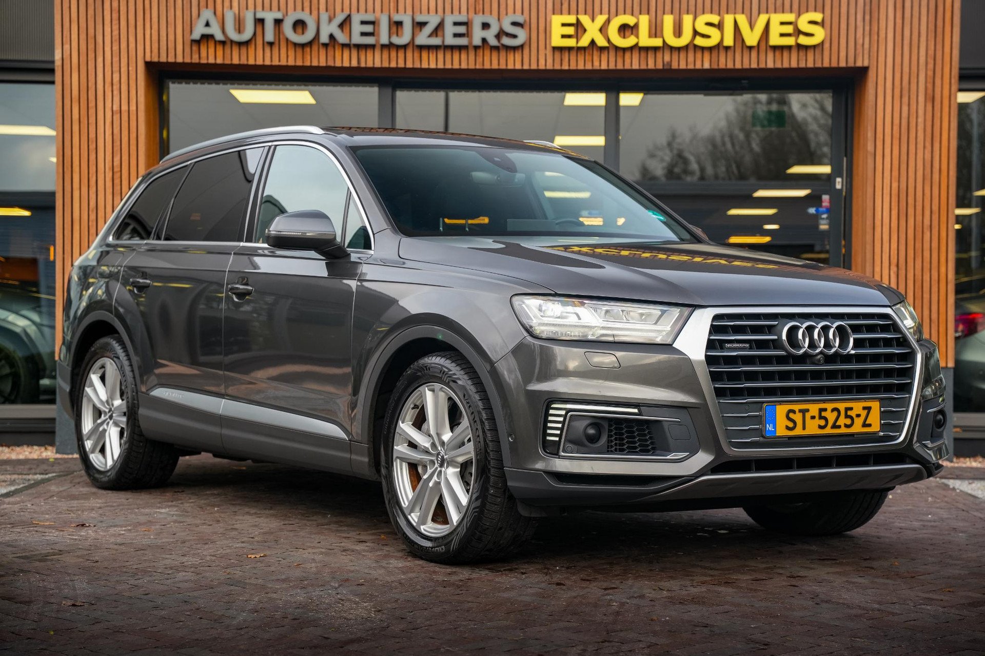 Audi Q7 3.0 TDI e-tron quattro 2018 Samuraigrijs metallic 1