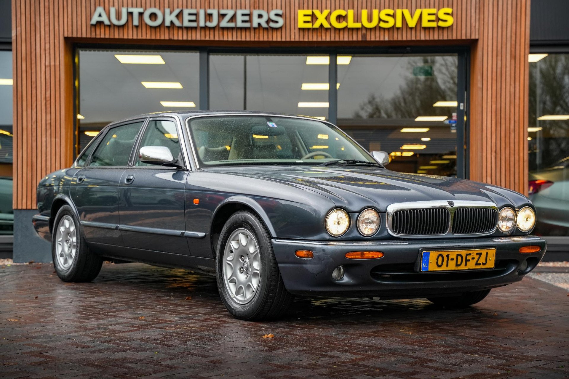 Jaguar XJ 3.2 V8 Executive 1999  1