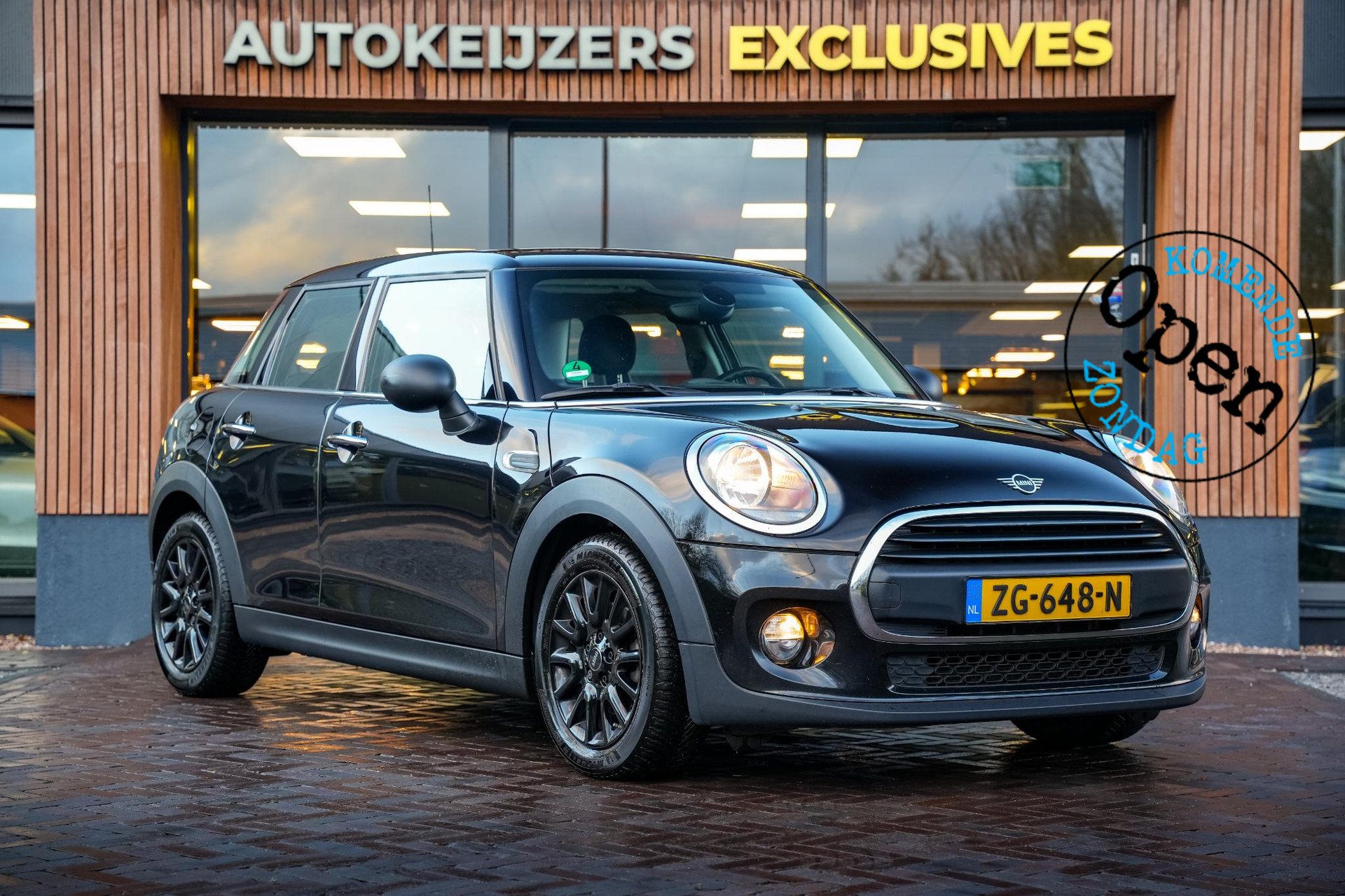 MINI Mini 1.5 One 2019 Midnight black 1