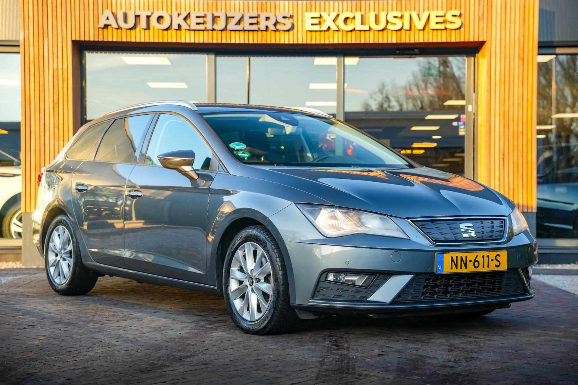 SEAT León ST 1.0 EcoTSI Style Business Intense 2017 Pirineosgrijs 1