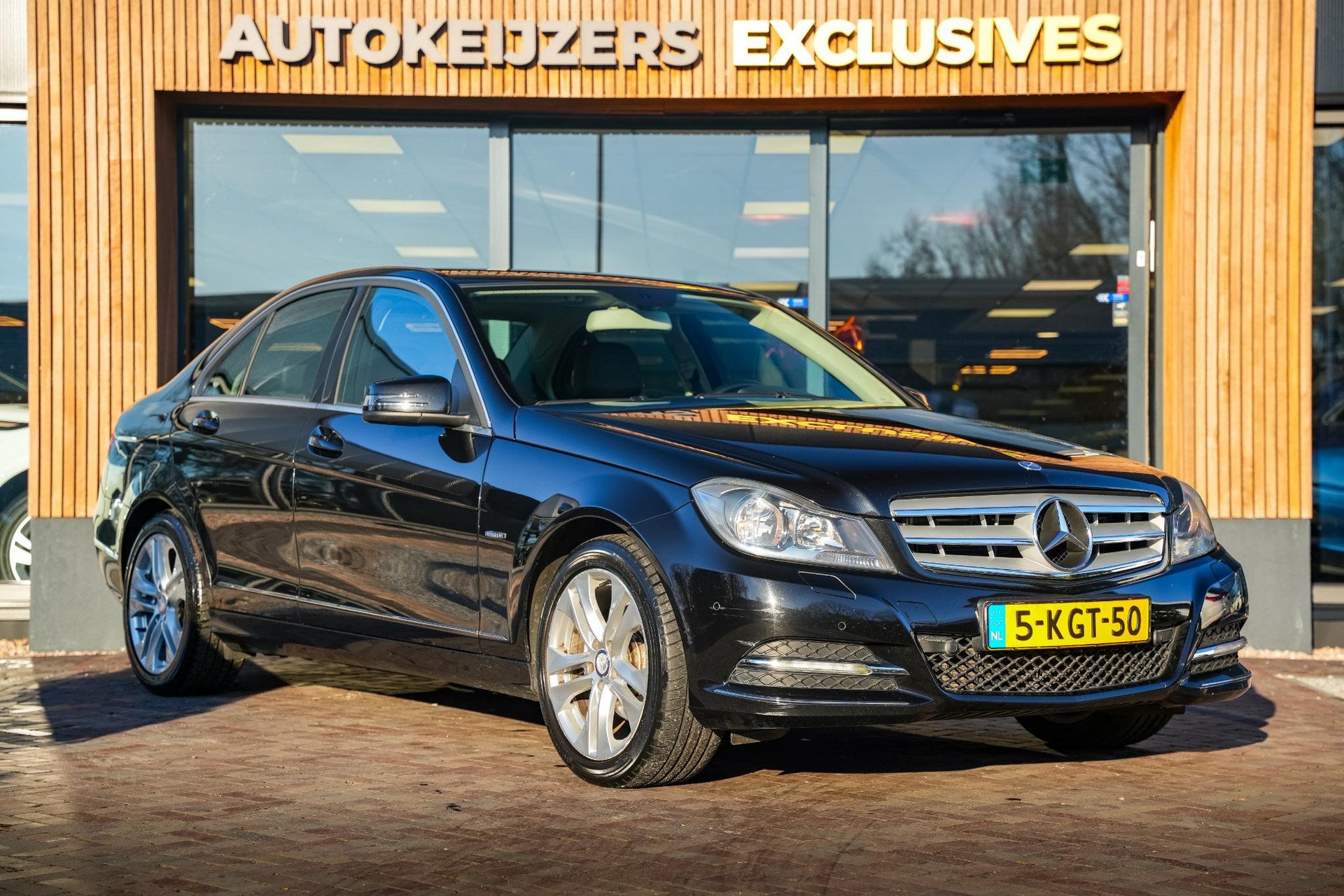 Mercedes-Benz C-Klasse 180 Business Class Avantgarde 2012  1