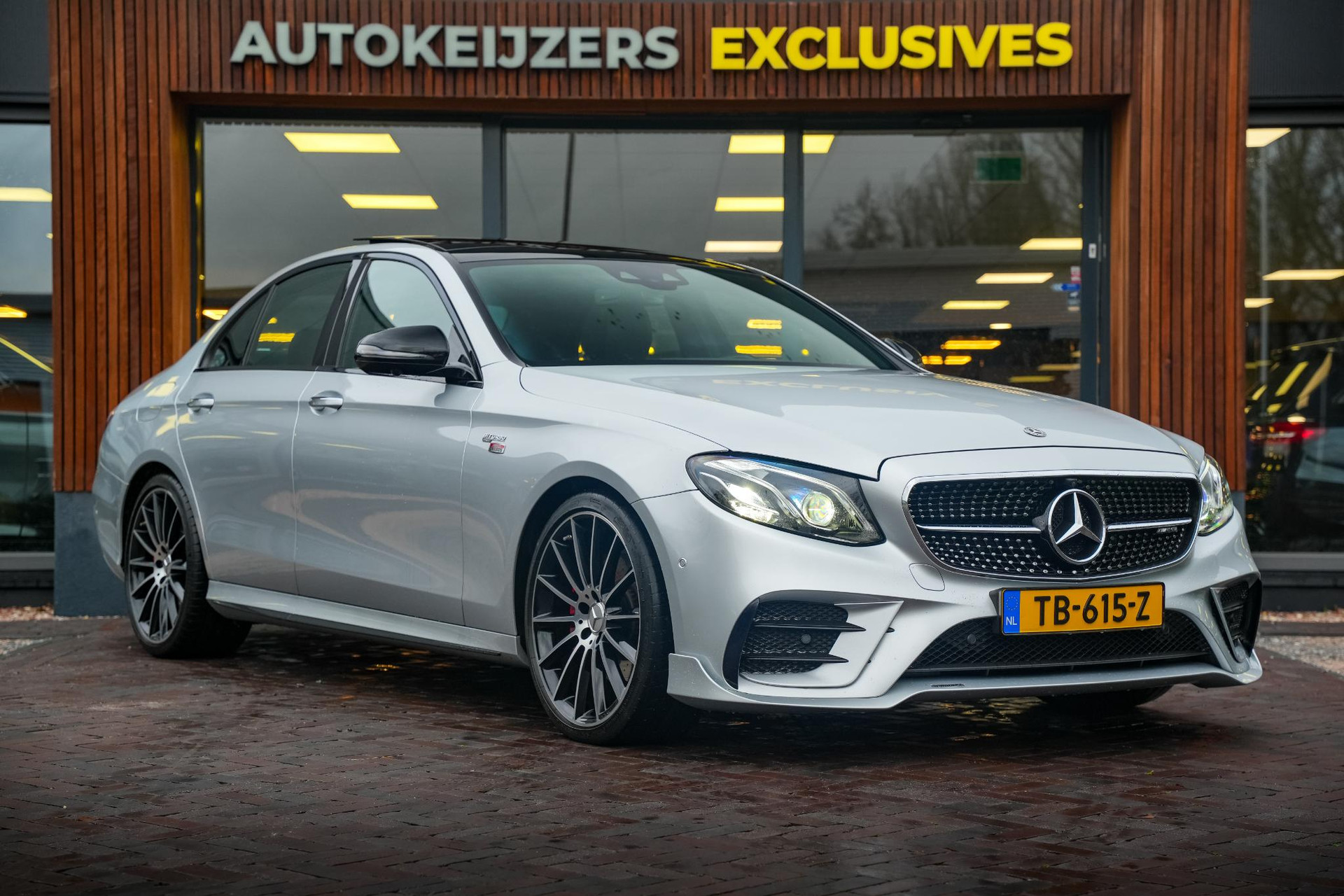 Mercedes-Benz E-Klasse AMG 43 4Matic 2018  1